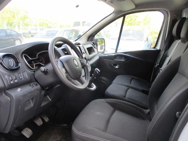 Renault Trafic image 3