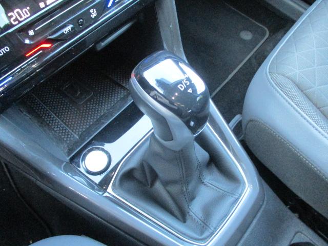Volkswagen T-Cross image 6