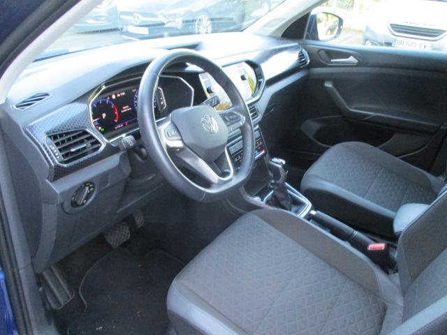 Volkswagen T-Cross image 2