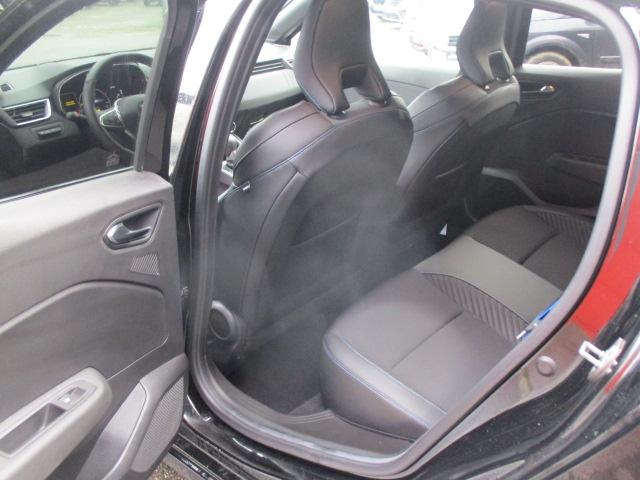 Renault Clio image 1