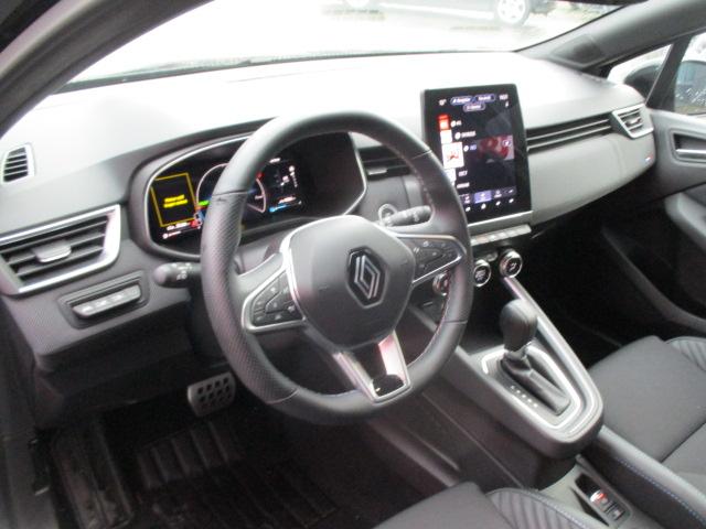 Renault Clio image 2