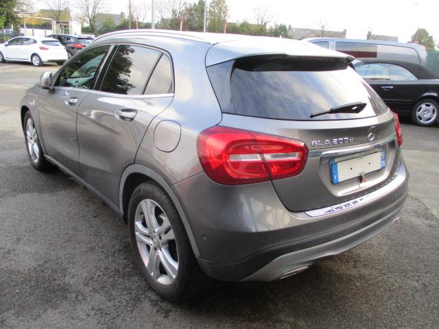 Mercedes Benz Gla image 4