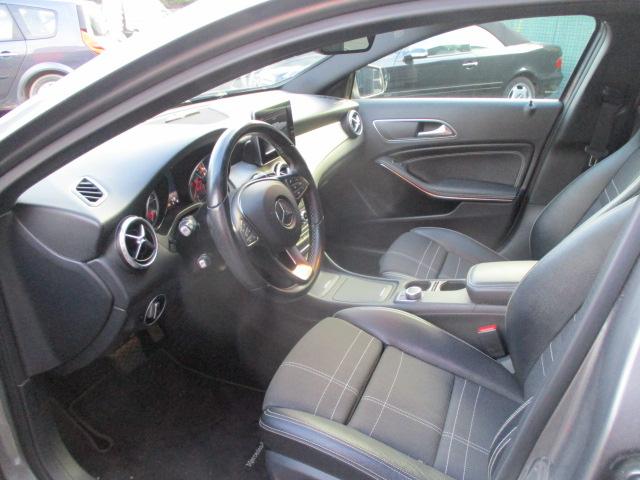 Mercedes Benz Gla image 8