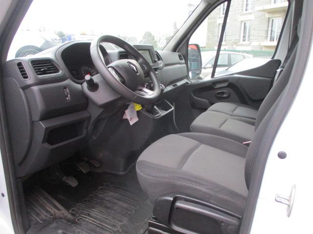 Renault Master image 6