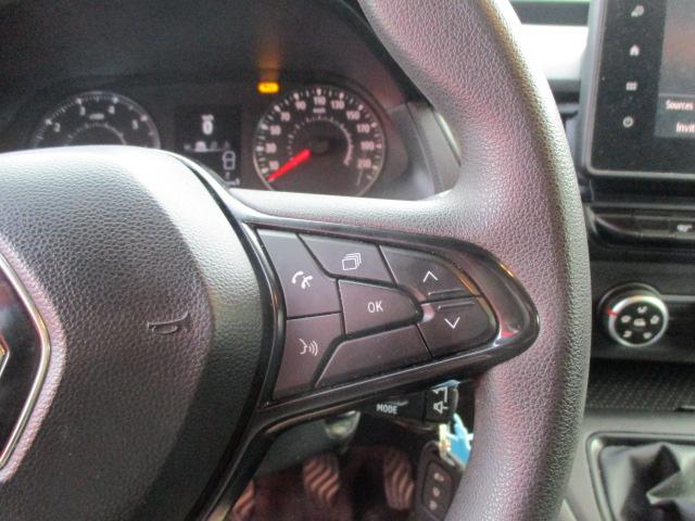 Renault Kangoo Van image 6