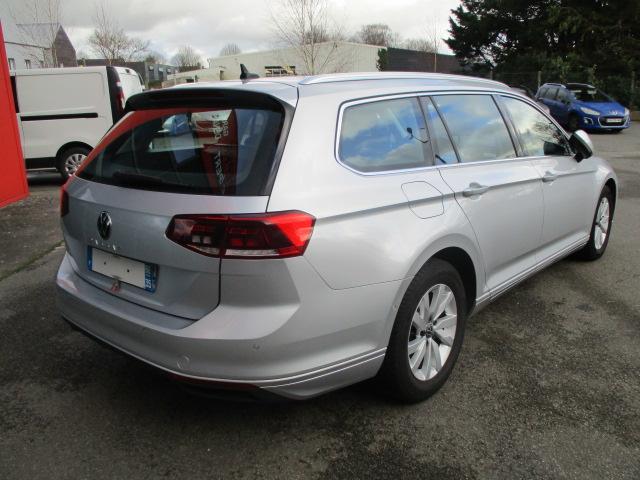 Volkswagen Passat Sw image 1