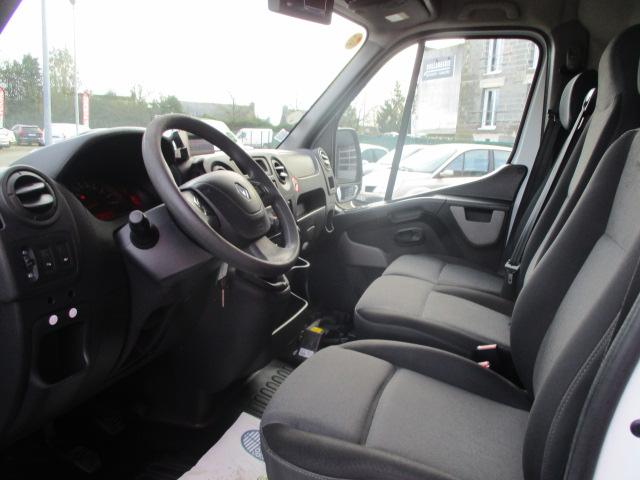 Renault Master image 2