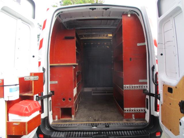 Renault Master image 8