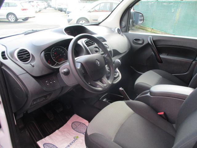 Renault Kangoo image 6