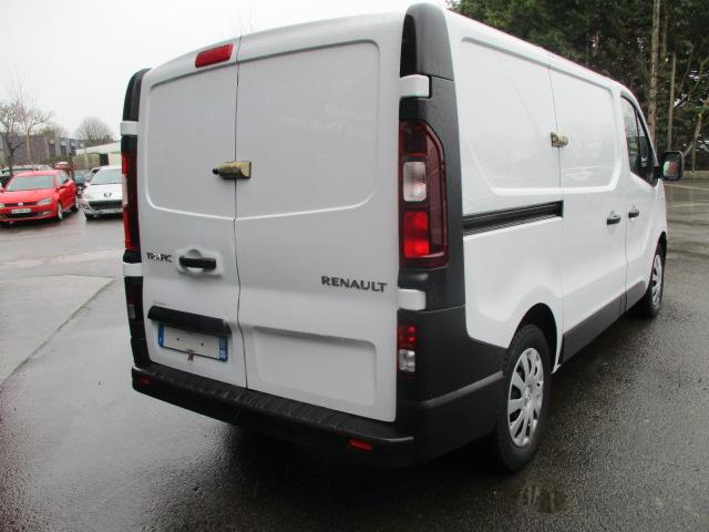 Renault Trafic image 1