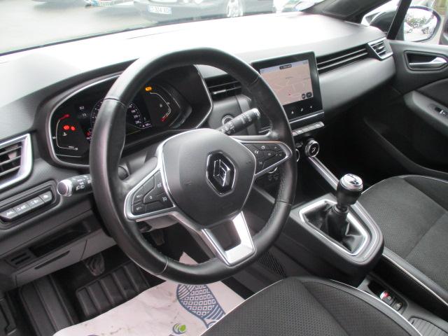 Renault Clio image 2