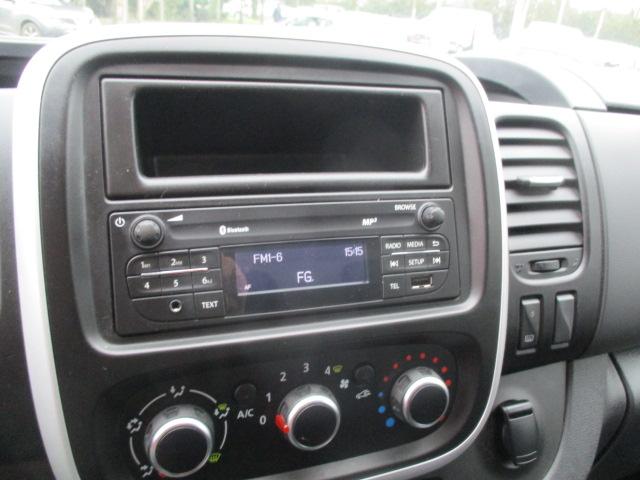 Renault Trafic image 5