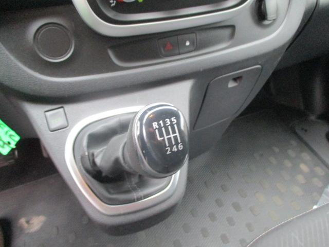 Renault Trafic image 4