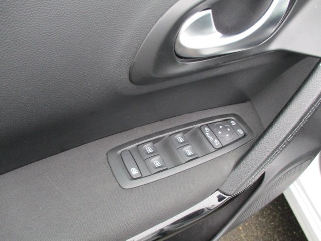 Renault Kadjar image 2