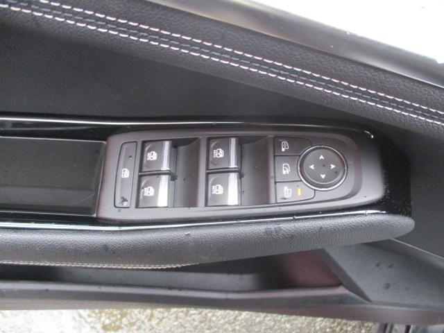 Renault Austral image 8