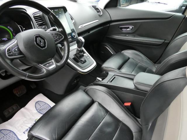 Renault Grand Scénic image 1