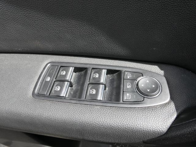 Renault Captur image 9