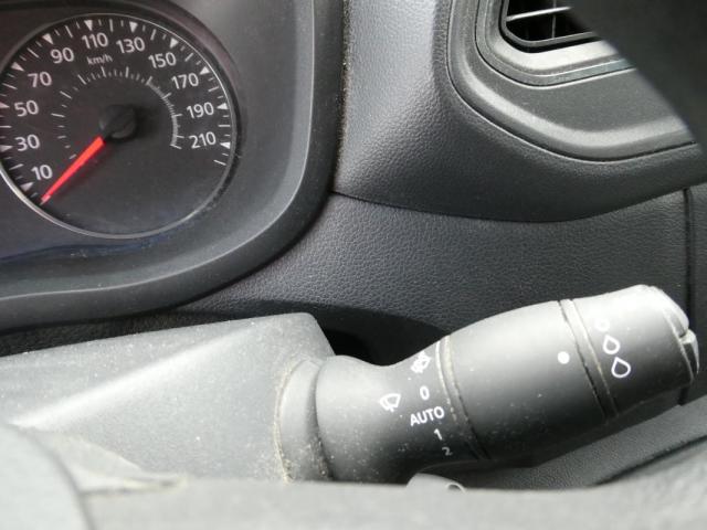 Renault Master image 1