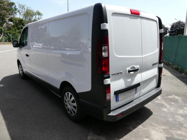 Renault Trafic image 2