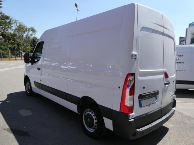 Renault Master image 2