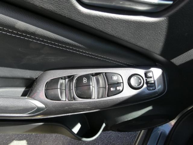 Nissan Juke image 4