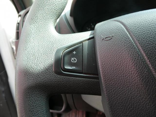 Renault Master image 8