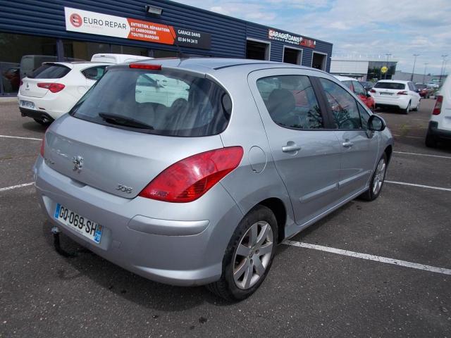Peugeot 308 image 1