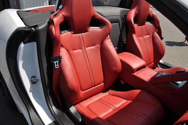 Jaguar F-Type image 1