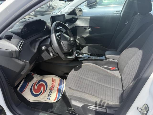 Peugeot 208 image 6