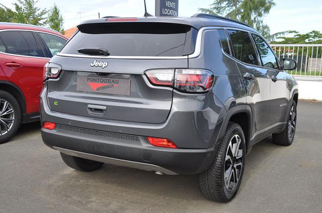 Jeep Compass image 9
