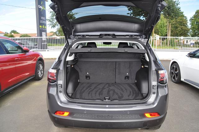 Jeep Compass image 2