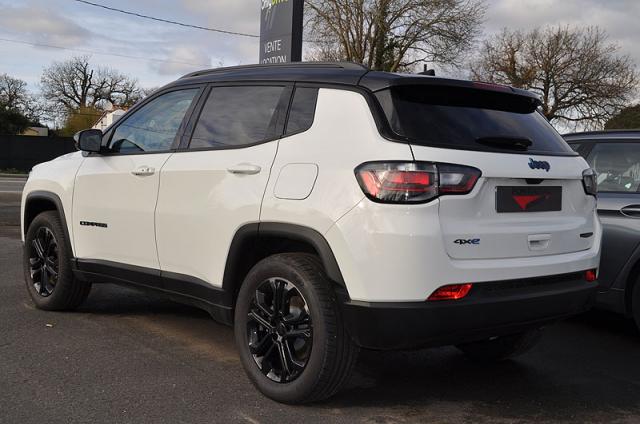 Jeep Compass image 9