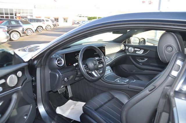 Mercedes Benz Classe E Coupe image 8