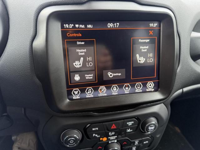 Jeep Renegade image 5