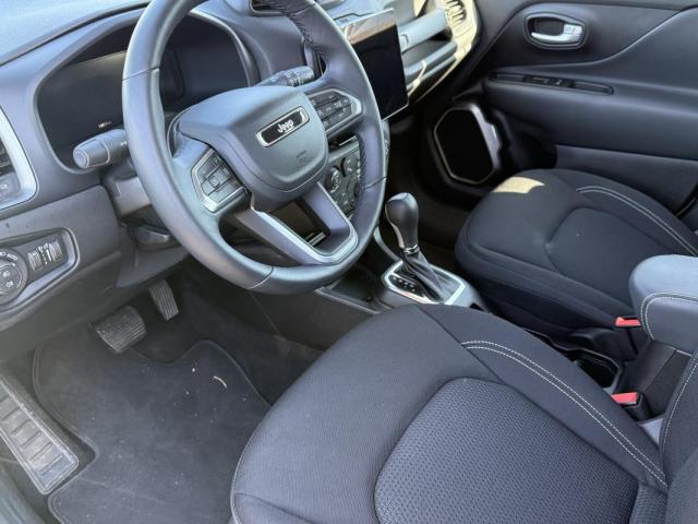 Jeep Renegade image 7