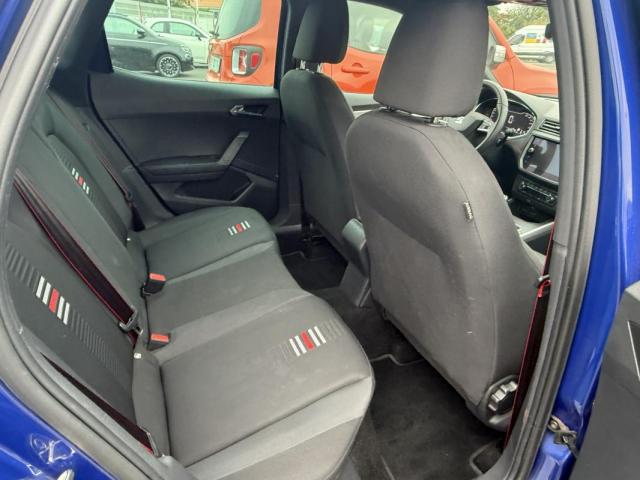 Seat Arona image 2