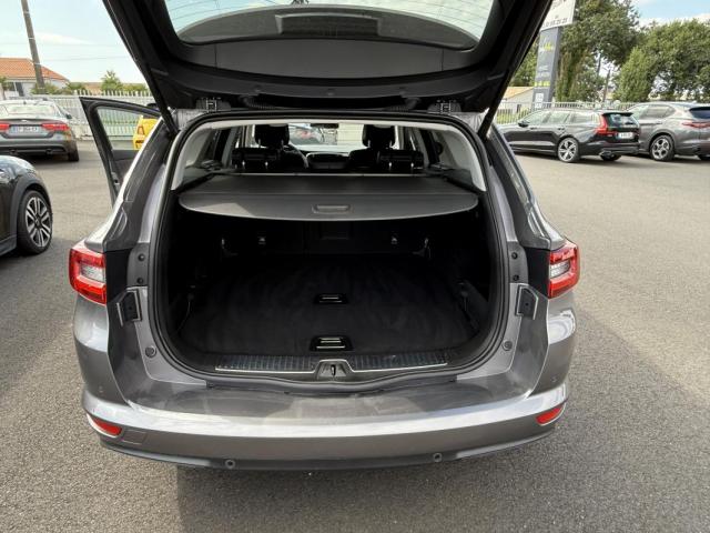 Renault Talisman Estate image 1