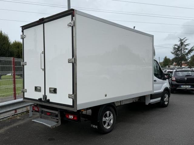 Ford Transit image 5
