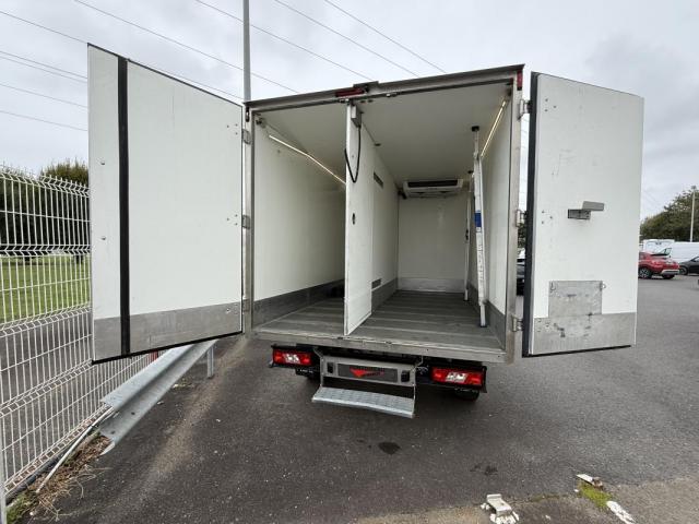 Ford Transit image 6