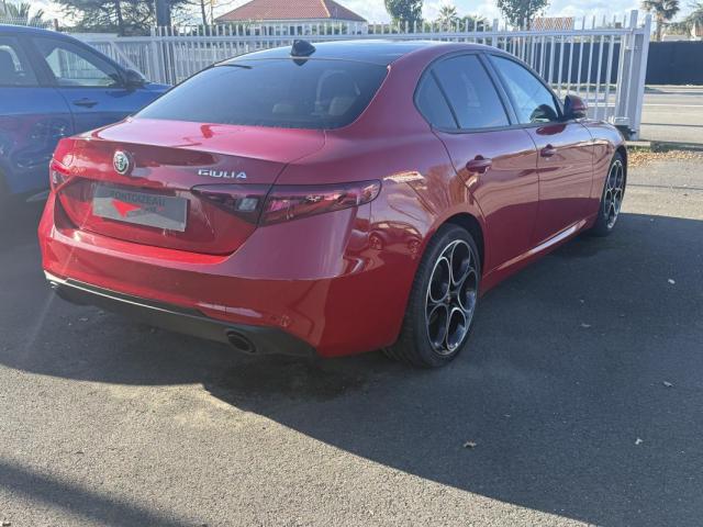 Alfa Romeo Giulia image 7