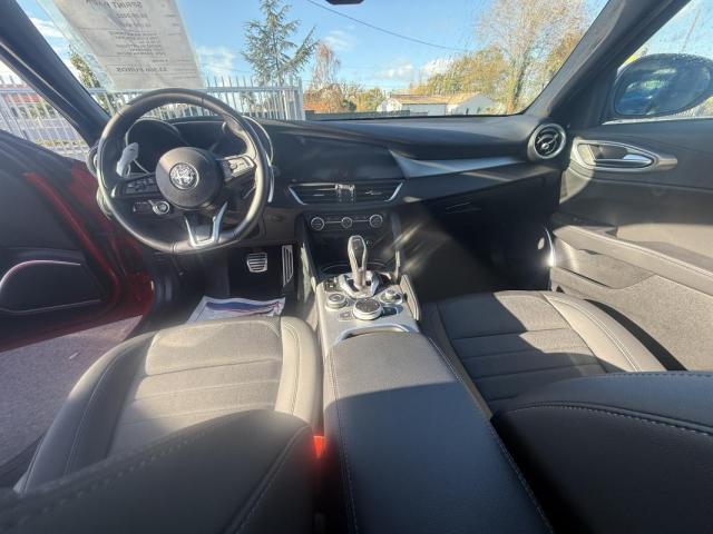 Alfa Romeo Giulia image 2