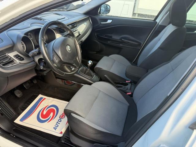 Alfa Romeo Giulietta image 1