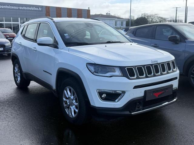 Jeep Compass image 9