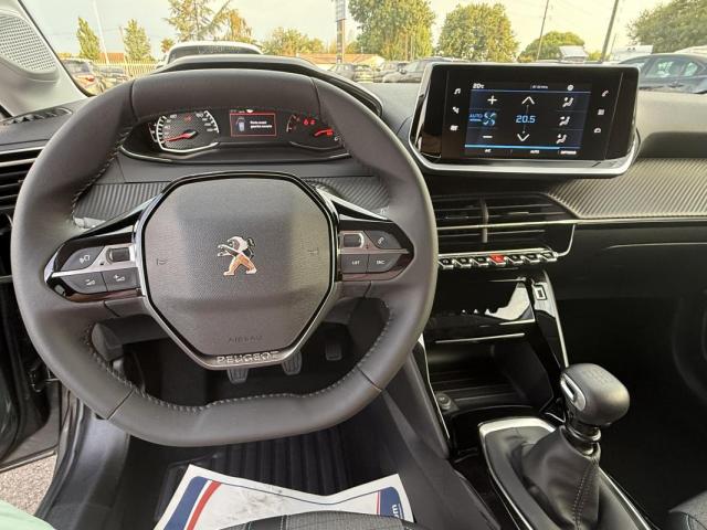 Peugeot 208 image 3