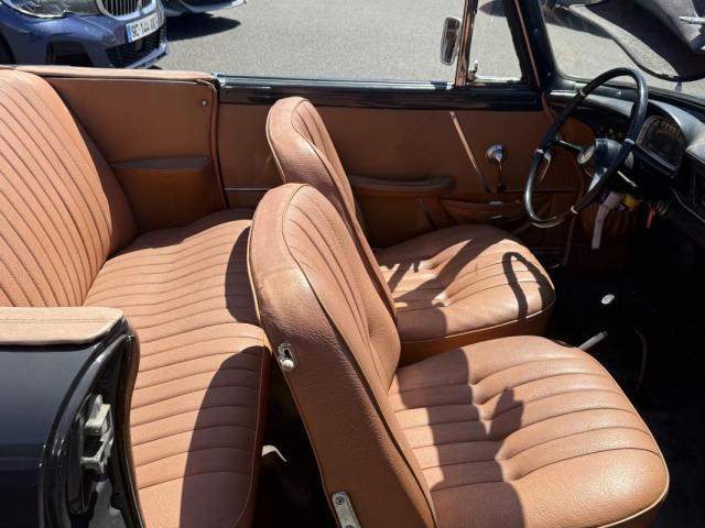Renault Caravelle image 6