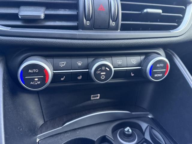 Alfa Romeo Giulia image 4