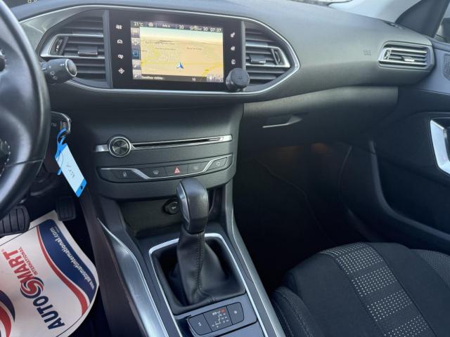 Peugeot 308 image 7