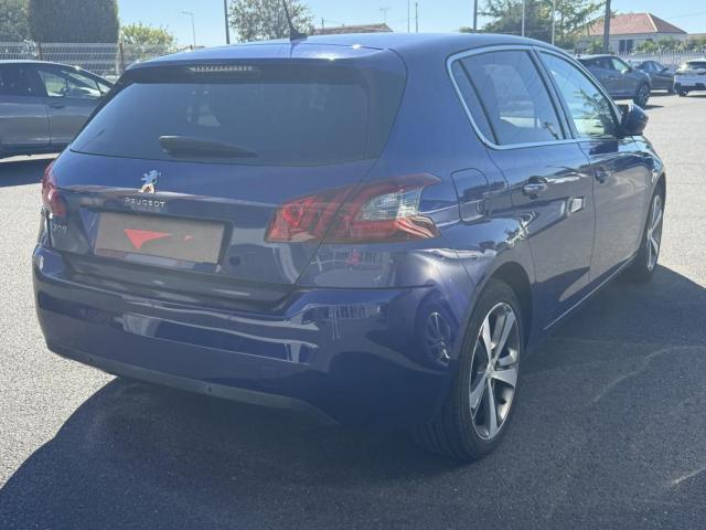 Peugeot 308 image 1