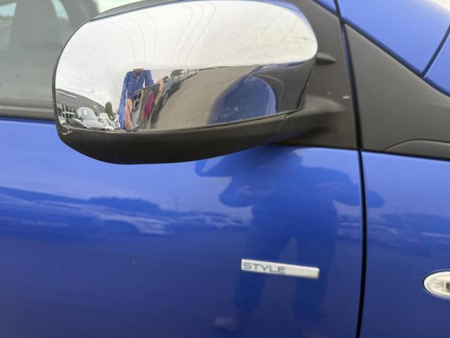 Peugeot 108 image 1