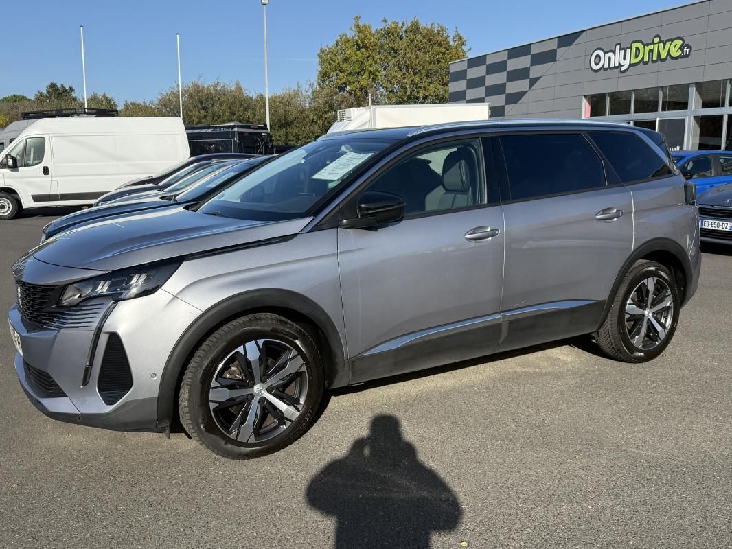 Peugeot 5008 à Les Sables D Olonne – photo 1